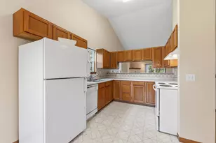 6083 Fairgrove St, Kalamazoo, MI 49009 - Photo 27
