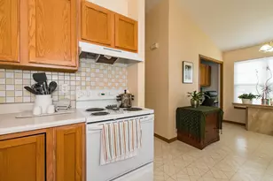6083 Fairgrove St, Kalamazoo, MI 49009 - Photo 5