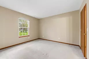 6083 Fairgrove St, Kalamazoo, MI 49009 - Photo 33
