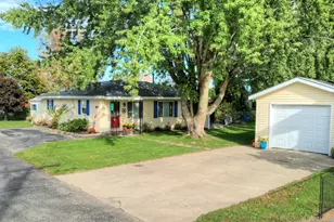 4135 W Joy Rd, Shelbyville, MI 49344 - Photo 3
