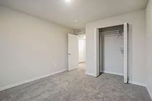 883 Main St, Holland, MI 49423 - Photo 21
