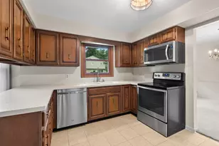 3004 Tattersall Rd, Portage, MI 49024 - Photo 9