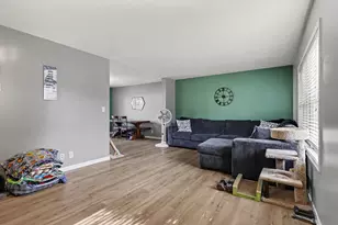 7448 Texas Heights Ave, Kalamazoo, MI 49009 - Photo 3