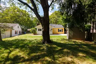 2323 Yost Blvd, Ann Arbor, MI 48104 - Photo 23