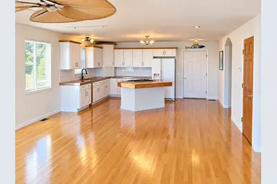 11044 Harold Drive, Luna Pier, MI 48157 - Photo 11