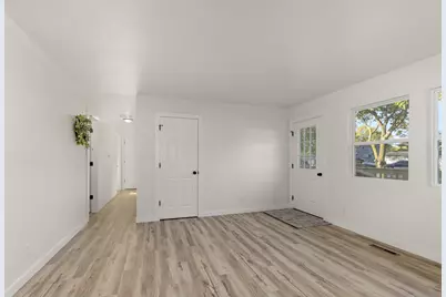 214 N Herring Street, Ashley, MI 48806 - Photo 15