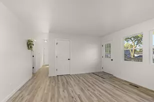 214 N Herring St, Ashley, MI 48806 - Photo 15