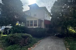 117 Smith Ave, Lansing, MI 48910 - Photo 1