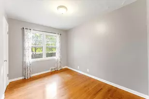 2100 Cambridge Dr SE, Grand Rapids, MI 49506 - Photo 19