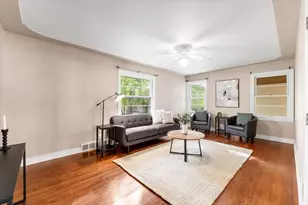 2100 Cambridge Dr SE, Grand Rapids, MI 49506 - Photo 5