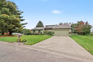 125 Jacaranda Dr, Battle Creek, MI 49015 - Photo 3