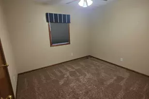 7345 Apple Grove Ln, Temperance, MI 48182 - Photo 21