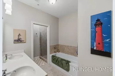 917 W Savidge Street #9, Spring Lake, MI 49456 - Photo 15