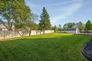 29289 Perth St, Livonia, MI 48154 - Photo 29