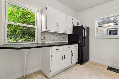 842 Hall Street SE, Grand Rapids, MI 49507 - Photo 11