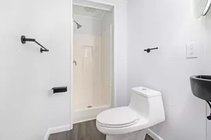 1213 Summit Ave, Kalamazoo, MI 49006 - Photo 9