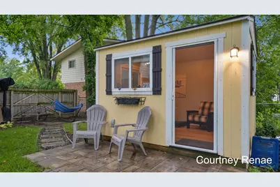 2726 Hampshire Boulevard SE, East Grand Rapids, MI 49506 - Photo 39