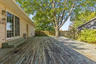 704 E Oak St, Greenville, MI 48838 - Photo 25