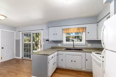 704 E Oak Street, Greenville, MI 48838 - Photo 7