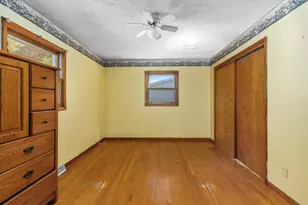 704 E Oak St, Greenville, MI 48838 - Photo 13