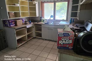 1026 W River Rd, Muskegon, MI 49445 - Photo 7