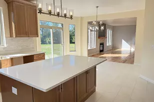 5496 Nathan E, Sterling Heights, MI 48310 - Photo 5