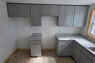 113 W State St, Scottville, MI 49454 - Photo 15