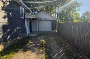 113 W State St, Scottville, MI 49454 - Photo 5