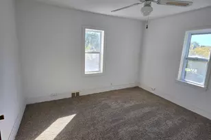 113 W State St, Scottville, MI 49454 - Photo 37
