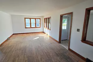 113 W State St, Scottville, MI 49454 - Photo 27