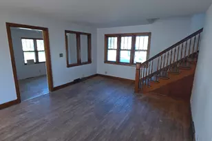 113 W State St, Scottville, MI 49454 - Photo 17