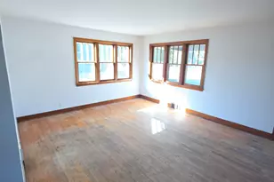 113 W State St, Scottville, MI 49454 - Photo 19