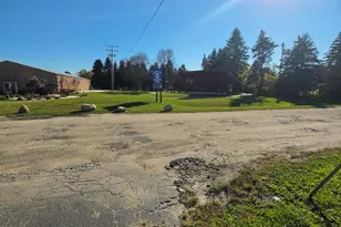 113 W State St, Scottville, MI 49454 - Photo 11