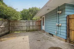 808 Jones St, Marshall, MI 49068 - Photo 11