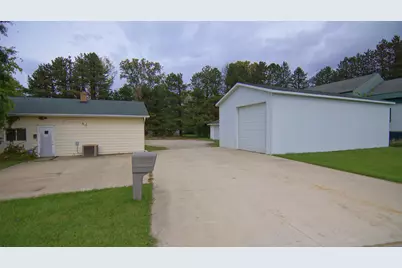 10331 US Highway 31, Berrien Springs, MI 49103 - Photo 17