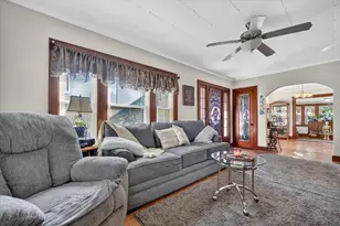 732 Elmwood Ave, Jackson, MI 49203 - Photo 9