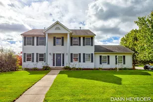 7044 Summit Hill Ct SE, Caledonia, MI 49316 - Photo 3
