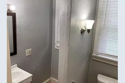 1021 Broadway Avenue NW, Grand Rapids, MI 49504 - Photo 17
