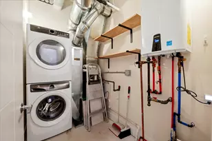 410 N 1st St, Ann Arbor, MI 48103 - Photo 29
