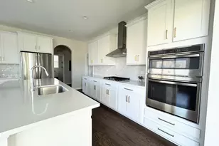 50236 Amberwood Rd, Canton, MI 48188 - Photo 7