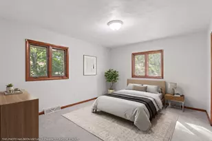 490 E Emmett Street E, Battle Creek, MI 49017 - Photo 9