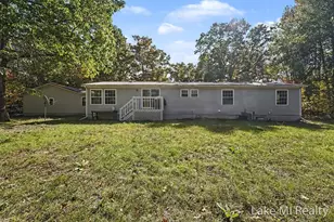 8284 13 Mile Rd, Mecosta, MI 49332 - Photo 3