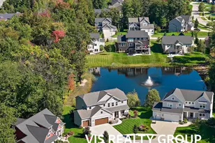 17948 Spring Tree Ct, Spring Lake, MI 49456 - Photo 5
