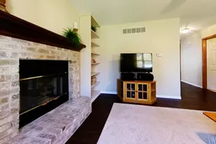 3920 Applegrove Ln, Lansing, MI 48911 - Photo 3