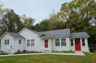 325 N Kendall Ave, Kalamazoo, MI 49006 - Photo 1
