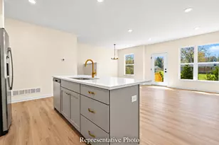 2840 Foxglove Ln SE, Kentwood, MI 49512 - Photo 5