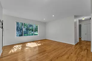2820 Hollywood Dr, Ann Arbor, MI 48103 - Photo 7