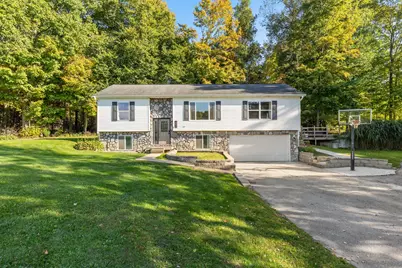 6927 Forestview Trail, Saranac, MI 48881 - Photo 1