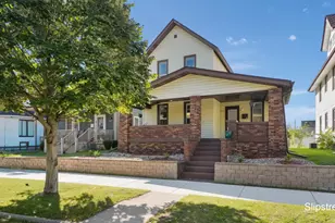 525 La Grave Ave SE, Grand Rapids, MI 49503 - Photo 1