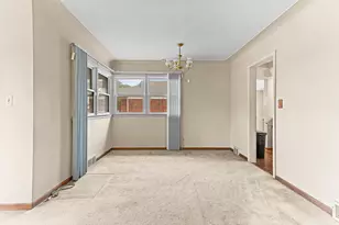 18272 Oak Ave, Eastpointe, MI 48021 - Photo 5
